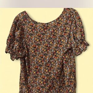 SHEIN Red and Blue Flutter Sleeve Ruffled Blouse